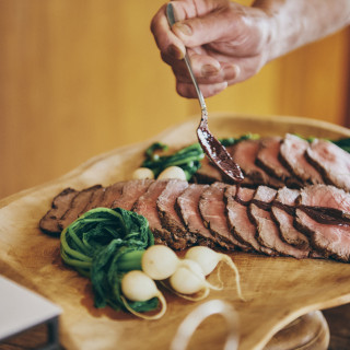 ブッフェ料理だから年配ゲストもお子様も好きなものを好きな量食べられます。※小学生以下は無料