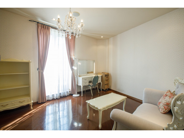 アネーリ大宮（旧：ヴィラ・デ・マリアージュさいたま）