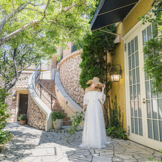 一歩足を踏み入れると、そこはまるで南仏プロヴァンスの街。都会の喧騒を離れた非日常の空間