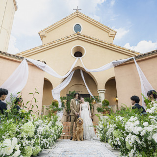 ゲストと一体感に包まれる、忘れられない一日を。南フランスの街全部が挙式の舞台に