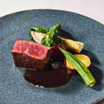 素材に無理をさせず、引き算の発想で旨味を引き出す