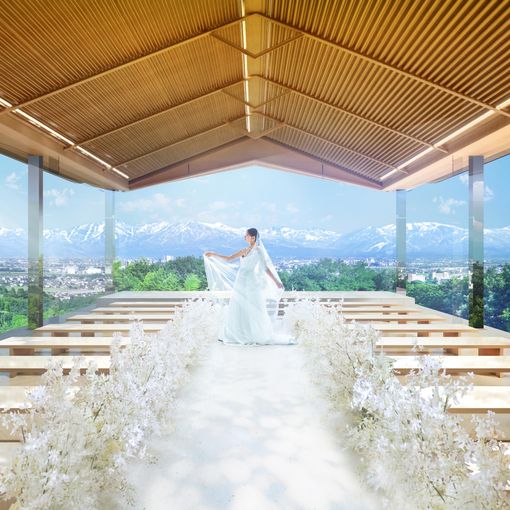 AMANDAN PEAK（アマンダンピーク）の結婚式の公式写真（2枚目）