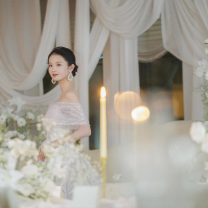 清らかで気品あるテーブル装花|東京大神宮の写真(56141589)