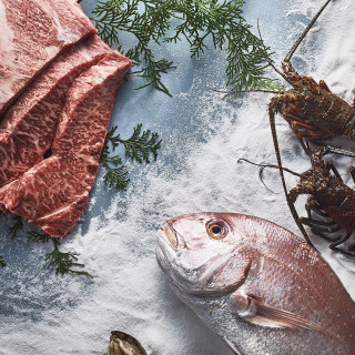 お迎えする全ての世代のゲストを考慮して厳選された高級食材の数々