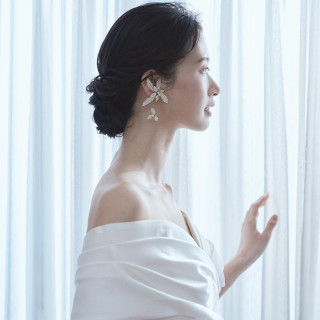 洋装での結婚式も人気です、どちらもご検討いただけるようサポートしておりますのでご安心下さい