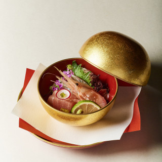 華やかで格調高い料理の数々