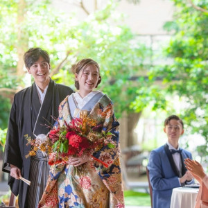色鮮やかな和装は花嫁姿をより一層華やかに|LAZOR GARDEN NAGOYA（ラソール ガーデン 名古屋）の写真(53133087)