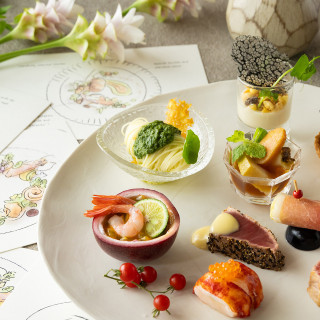 ゲストの年齢層や好みなども考慮。厳選食材や地産食材にもこだわり、お料理で最高のおもてなしを