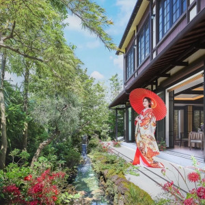 季節を記憶に残してくれる日本庭園。オープンテラスの先に美しい庭園が広がる|KIYOMIZU京都東山（キヨミズ京都東山）の写真(53104811)