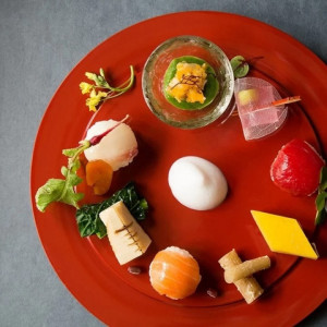 目で見て舌で楽しむ。京野菜を使用した五感で楽しむ料理でゲストをおもてなし|KIYOMIZU京都東山（キヨミズ京都東山）の写真(53105316)