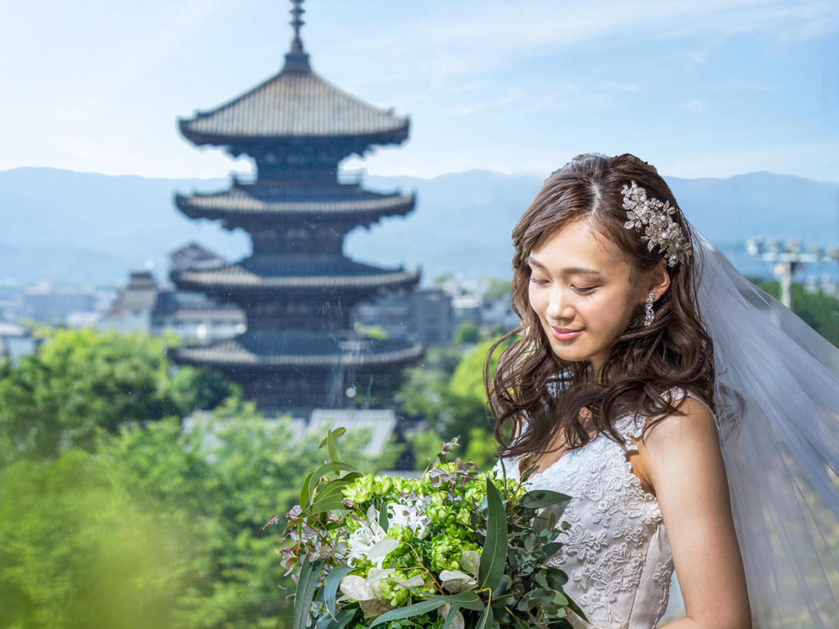  一生に一度の
特別な日にふさわしい
価値あるスタイルを追求