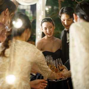 親しい友人と家族に囲まれて、会話も弾む|京都祝言 SHU:GENの写真(53314785)