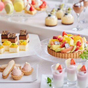 ホテルパティシエが創る目にも鮮やかなデザートビュッフェ|PARTY Wedding by ホテルメトロポリタンの写真(54289125)