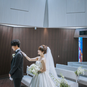 チャペル内でのファーストミート|PARTY Wedding by ホテルメトロポリタンの写真(53907640)