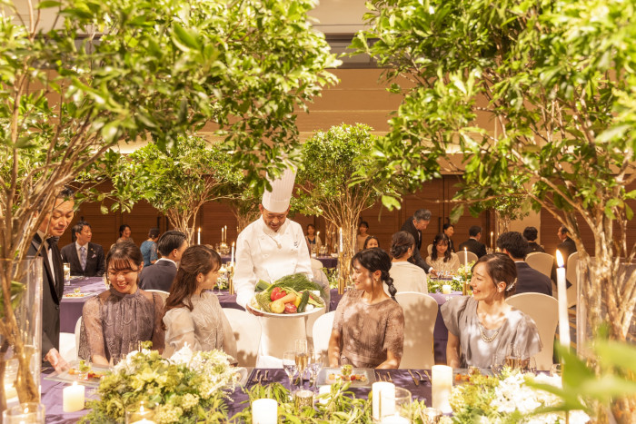 ホテルならではの、厳選された食材を用いた多彩な料理をご提案