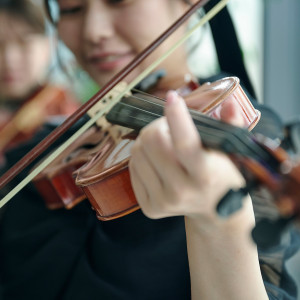 生演奏が聞こえてくるロビーでゲストと一緒に過ごす素敵な時間|ザ ジャクソン ガーデンの写真(54809188)
