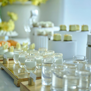 華やかさに、自然とゲストから笑顔が溢れる。|ザ ジャクソン ガーデンの写真(54808903)