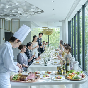 専任のシェフの目の前でのパフォーマンスも貸切だからこそ。|ザ ジャクソン ガーデンの写真(54543722)