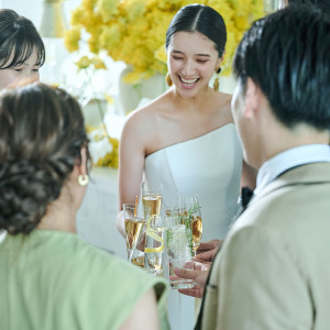 都会らしい高揚感と、自然の柔らかさが織りなす新感覚の結婚式をお楽しみいただけます|ザ ジャクソン ガーデンの写真(54809154)