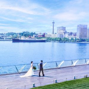 横浜の空×海×緑に囲まれたロケーションは前撮りにもオススメ|MARINE TOWER WEDDING（マリンタワー ウエディング）の写真(54269804)