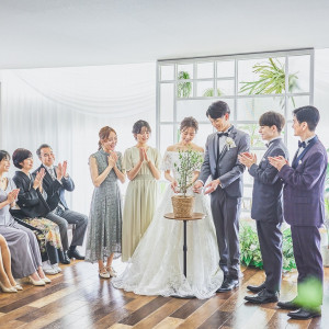 【チャペル】アットホームな人前式もおすすめ|MARINE TOWER WEDDING（マリンタワー ウエディング）の写真(54255829)