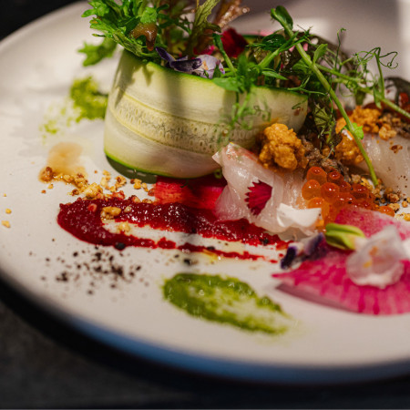 素材の旨味を引き出す「出汁」も取り入れて