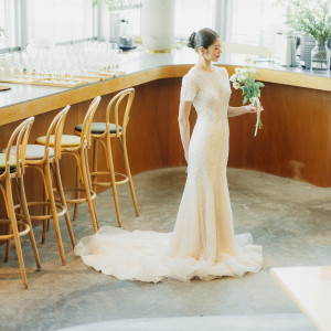 レストランでの食事の楽しみ方をウエディングでも体感できます。レストラン挙式だから去年、式を挙げた後は思い出を振り返りに訪れることも可能です。|Restaurant Sola｜レストラン ソラの写真(54764823)