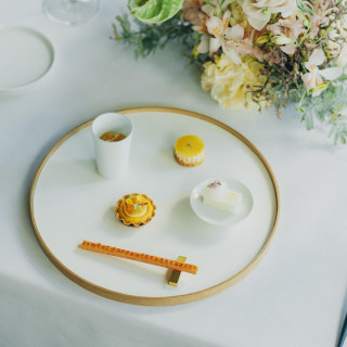 食通たちが足繁く通い、常に予約で埋まっている名店で、ゲストの皆様に特別なおもてなしを提供