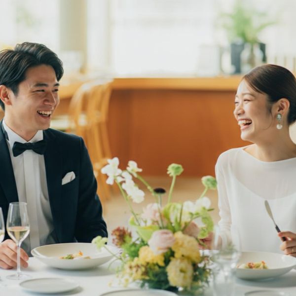 テーブルを囲んで大切なゲストと共に特別な時間を分かち合いたいおふたりに合わせたセレモニーを|Restaurant Sola｜レストラン ソラの写真(55713527)