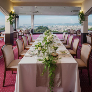 福岡市の眺望を独り占めできる、森の中のレストラン