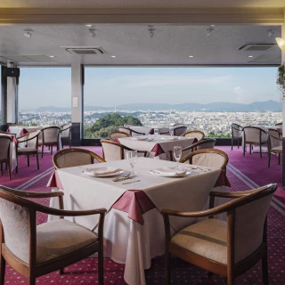 【1件目見学限定!】絶景レストランで最大60万円特典&無料付きフェア♪