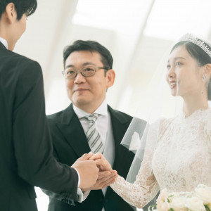 「ゲスト様との距離感」「温かみ」「家族愛」をテーマに作られたチャペル|グランド ハイアット 福岡の写真(55747233)