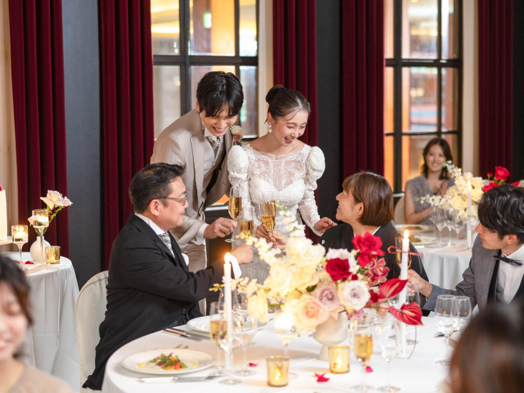 世界的アーティストが手がけた邸宅スタイルの少人数バンケット