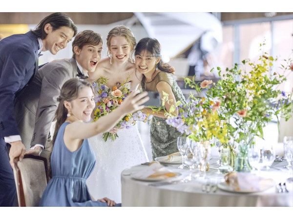 目白通りの美しい緑が印象的なパーティ会場