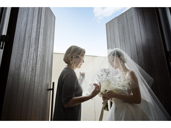 自然美に包まれた美しいチャペル