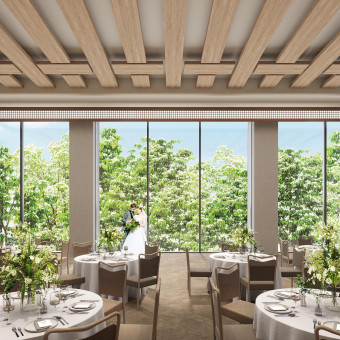 大きな窓から自然光が差し込むパーティ会場/130名収容