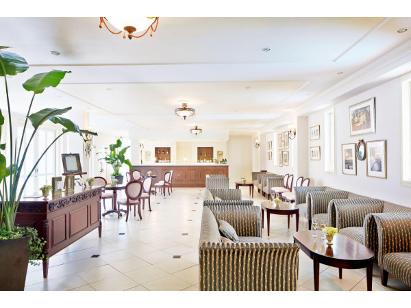 ララシャンス迎賓館・伊万里迎賓館