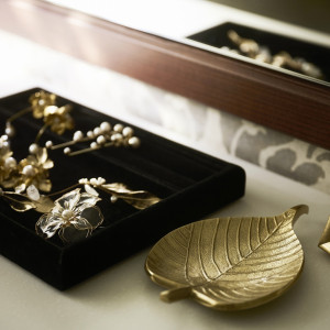 悩んだ時はウエディングスタイリストにお任せ！お2人にピッタリなドレスやアクセサリーをご提案します♪|ララシャンス迎賓館・伊万里迎賓館の写真(55046563)