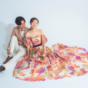 一日を華やかにするドレスや和装