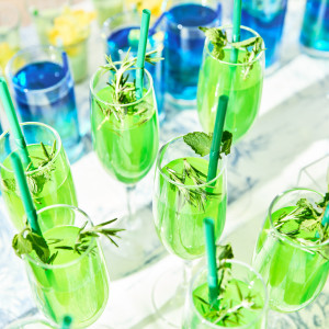 ラウンジでのウェルカムパーティーはゲストの気分も上がること間違いなし|ララシャンス迎賓館・伊万里迎賓館の写真(55045658)