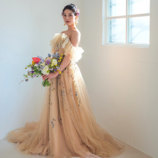 憧れの「ISAMU MORITA・JILL STUART・ハツコエンドウ・蜷川実花」を始め、世界的に支持されるドレス