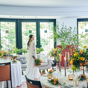 場内のオープンキッチンから五感で楽しめる料理でおもてなし。|メーヤー・ライニンガーの写真(55067118)