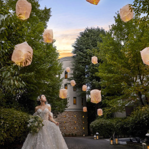 ランタンの幻想的な雰囲気は記憶に残るひとときに…|メーヤー・ライニンガーの写真(55068037)