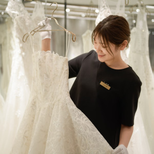 事前のヘアメイクリハーサルからご結婚式当日まで専属のスタッフがおふたりをサポート!安心して当日をお迎えいただけます。|メーヤー・ライニンガーの写真(55092003)