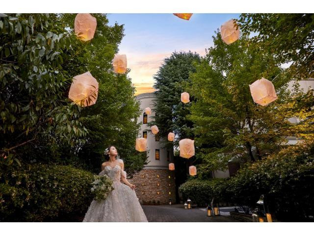 螺旋階段やフラワーロードなど憧れのフォトスポット満載