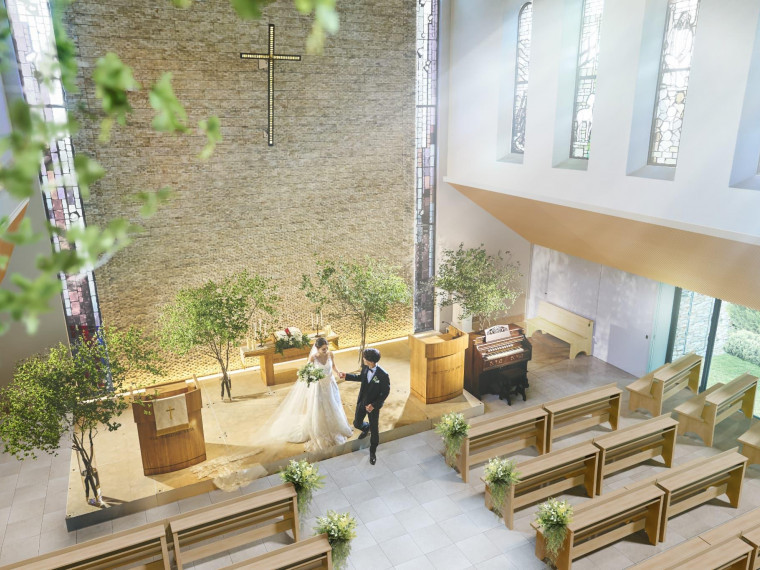 螺旋階段やフラワーロードなど憧れのフォトスポット満載