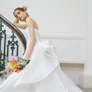 花嫁の“最幸の一日”を演出する ドレスの数々