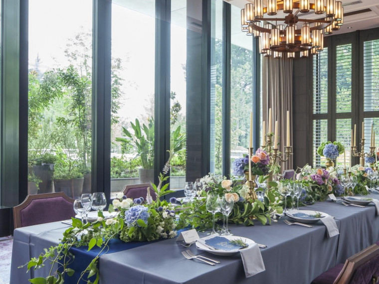 専用テラスがある開放的な少人数専用会場をご用意