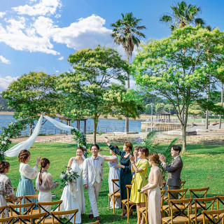 【グランドオープン記念特別プラン】
◆挙式料＆会場使用料
◆お写真・衣装関係など特典盛りだくさん！