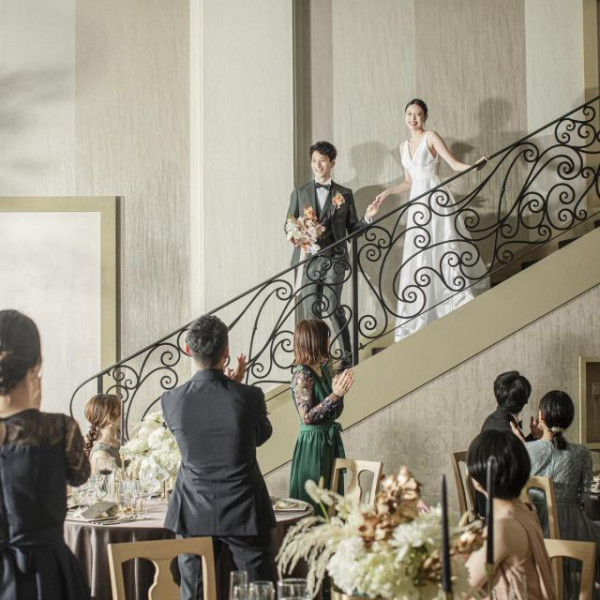 名駅から徒歩5分。ここは“永遠”を意味する名を持つウエディングステージ